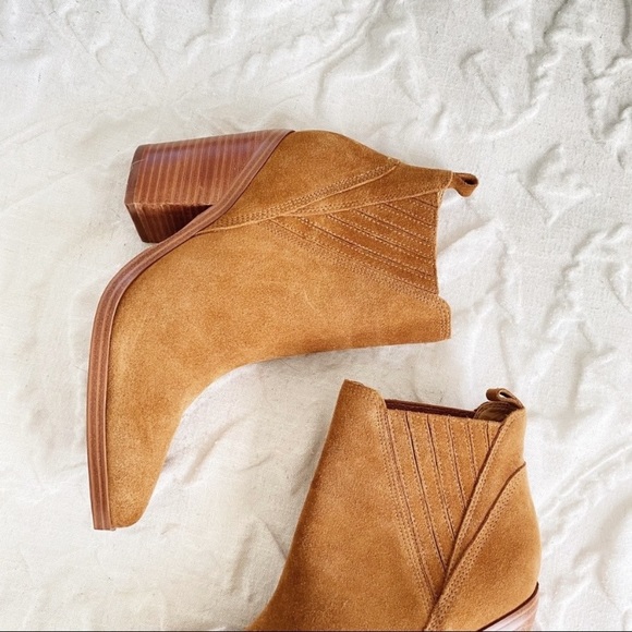 Marc Fisher Gadri Bootie New $185 - Picture 3 of 9